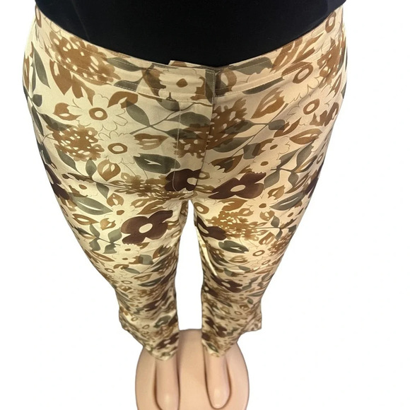 3/$30 🍂 International Concepts Brown Floral Silk Cigarette Pants - Picture 3 of 9